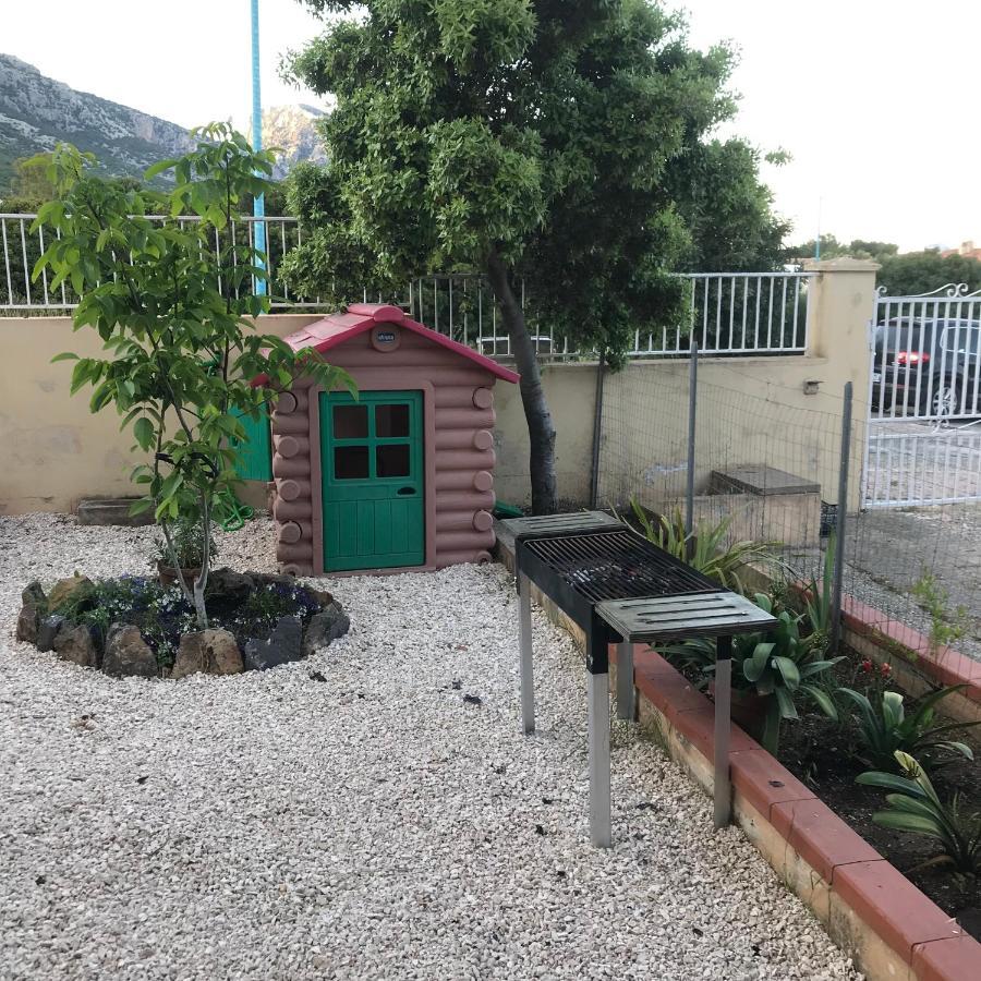 Casa Alessia Apartment Cala Gonone Exterior photo
